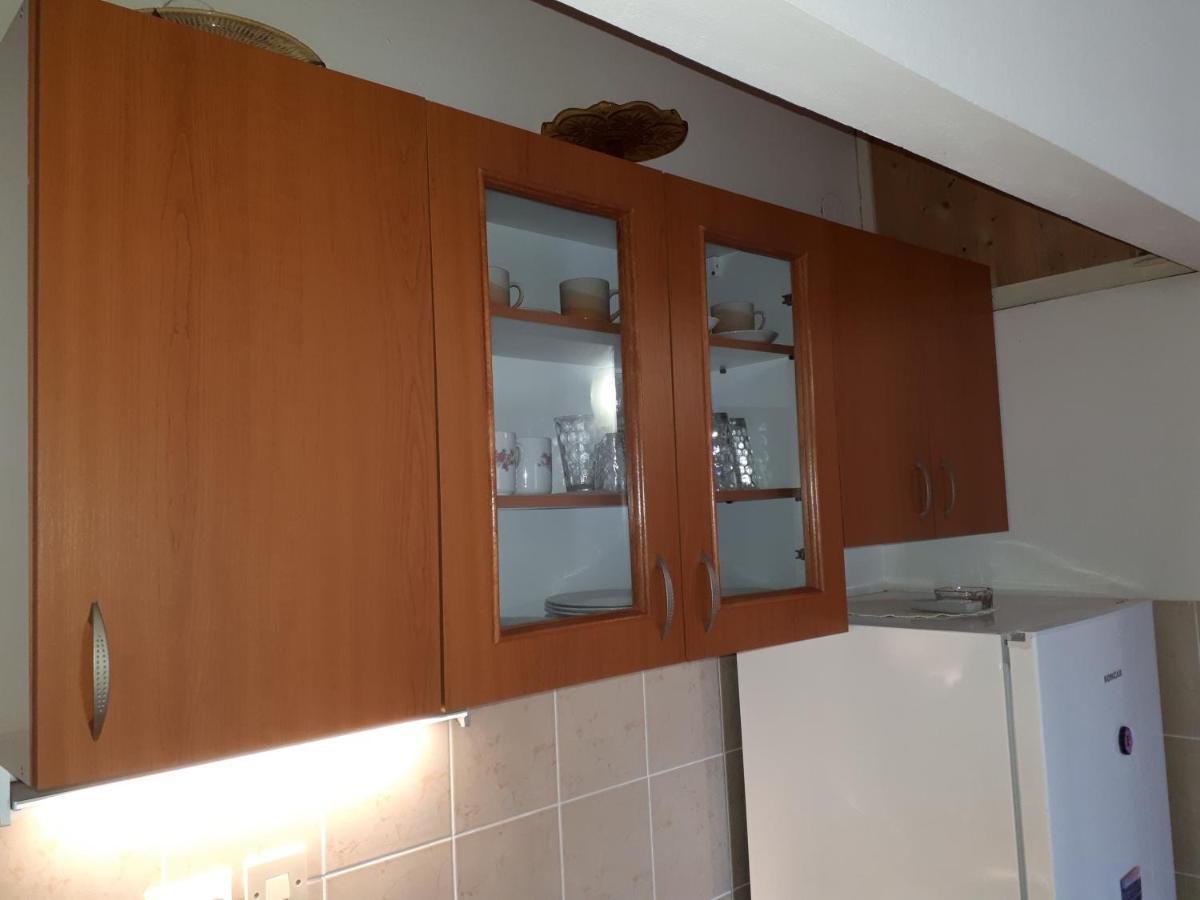 Apartment Groundfloor Jelsa  Exterior foto